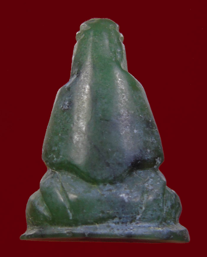 พระหยกแกะ พิมพ์เจ้าแม่กวนอิม หลวงพ่อวิริยัง วัดธรรมมงคล ปี 2536 กล่องเดิม