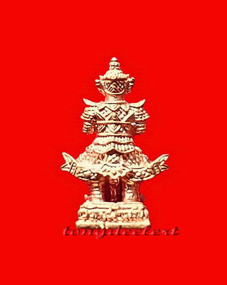 รูปหล่อท้าวเวสสุวรรณ พระอาจารย์อิฏฐ์ วัดจุฬามณี จ.สุมทรสงคราม สวยมากค่ะ