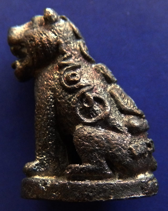 1.เสือมหาอำนาจ พยัคฆ์คำราม หลวงพ่อเกตุ วัดเกาะหลัก รุ่นแรก ปี 2531 เนื้อทองผสม ตอกโค้ด