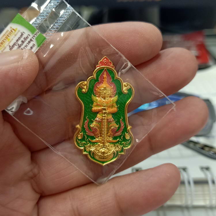  ท้าวเวสสุวรรณ โคตรเศรษฐี ออกวัดแม่ต๋ำ อ.แม่สรวย จ.เชียงราย ปี 2565 เนื้อชุบทอง คุ้ยพื้นลงยา