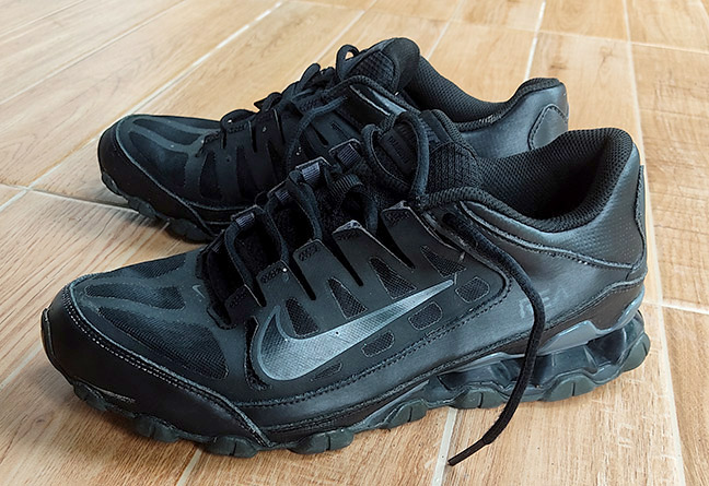 รองเท้า NIKE ของแท้ REAX สีดำ TRAINING ออกกำลัง เล่นกีฬา ใส่ไปทำงานได้ ไปเรียนได้ หรือลำลองก็ได้