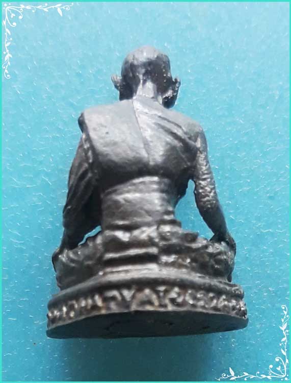 ..พระครูวิจิตร วัดหาดใหญ่ใน สข. พระรูปหล่อ ลอยองค์ ปี 46..