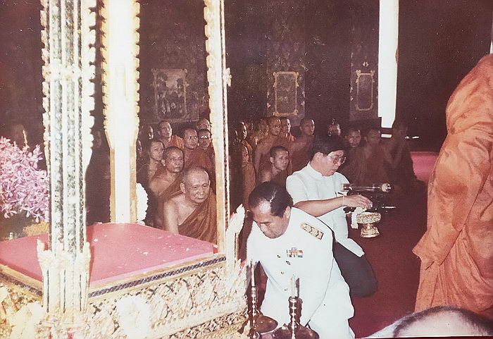 พระกริ่งใหญ่กาญจนบุรี สมเด็จพระญาณสังวร รุ่นสร้างตึกรพ.พหลพลพยุหเสนา หายาก สวยมากค่ะ