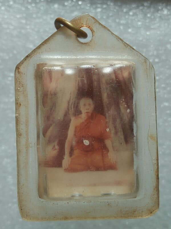 ภาพถ่าย เลี่ยมพลาสติก ไม่ทราบเกจิ