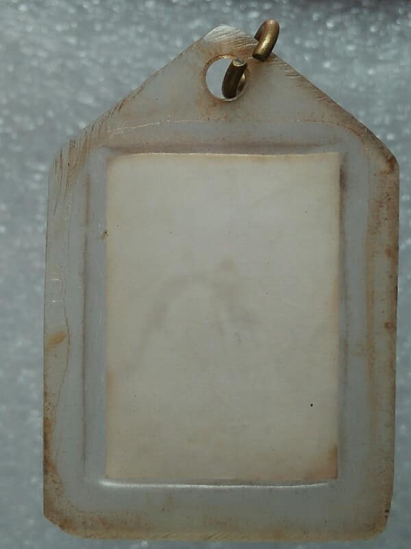 ภาพถ่าย เลี่ยมพลาสติก ไม่ทราบเกจิ