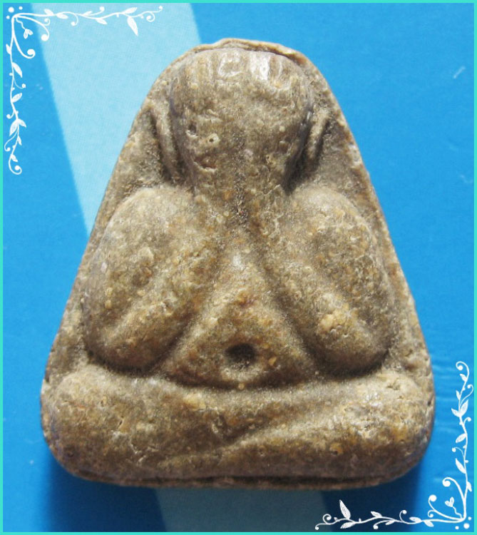 ..ลพ.โอด วัดจันเสน นว. พระปิดตามหาลาภ เนื้อผงผสมเกศา หลังยันต์ รุ่น แจกทาน ปี 22 พิมพ์กลาง..