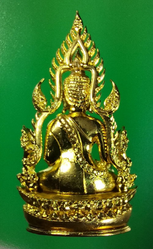 พระพุทธชินราช จอมราชันย์ ปี 2555 เนื้อทองสำริด เลขรวย15168 สวยเดิมมีกล่อง