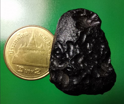 อุลกมณี สะเก็ดดาวไทย (Tektite) ทรงแผ่น เครื่องรางจากฟ้า กันไฟ