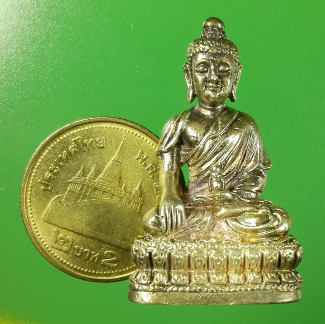 พระพุทธทศพลรังสี วัดป่าชัยรังสี สมุทรสาคร เนื้อเงิน สูง 3.5 ซม. กริ่งดัง มีกล่อง