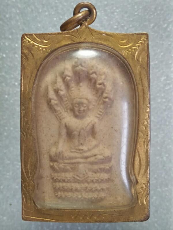 พระผงพระมงคลสี่เมือง สมเด็จพุฒาจารย์ (อาจ อาสภเถร) วัดมหาธาตุ พระนคร กรุงเทพฯ