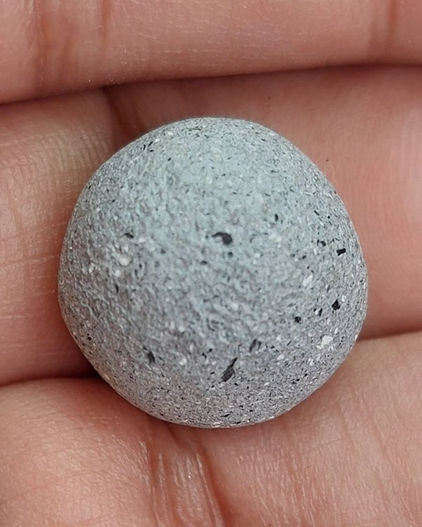 ลูกอม หลวงปู่พริ้ง วัดบางปะกอก กทม