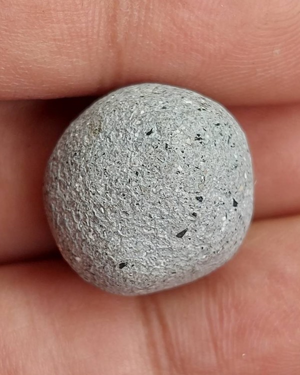 ลูกอม หลวงปู่พริ้ง วัดบางปะกอก กทม