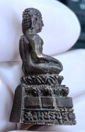 รูปหล่อพระพุทธหลวงพ่อศักดิ์สิทธิ์ วัดมหาธาตุวรวิหาร จ.เพชรบุรี