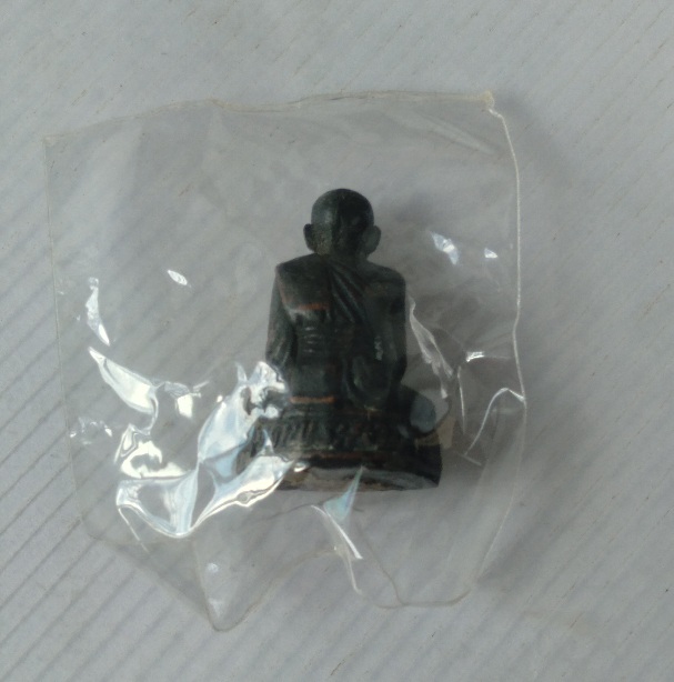 รูปหล่อหลวงปู่หม่น วัดพระยาปลา