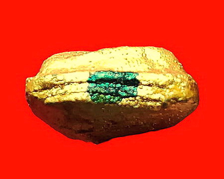 พระปิดตา หลวงพ่อเล็ก วัดสันติคิรีศรีบรมธาตุ(วัดเขาดิน) จ.กาญจนบุรี พิมพ์กรรมการปิดทองเดิม สวยมากค่ะ