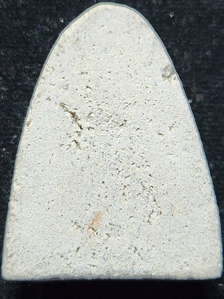 วัดระฆังโฆสิตาราม กทม  พระผง พิมพ์รูปเหมือนสมเด็จโต หลวงปู่นาค หลังเรียบ ปี 2495