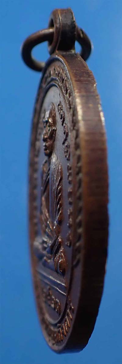 ขายขาดทุน!!!เหรียญหลวงพ่อเปียก วัดนาสร้าง ชุมพร พ.ศ.๒๕๒๑+บัตรรับรองพระแท้*123