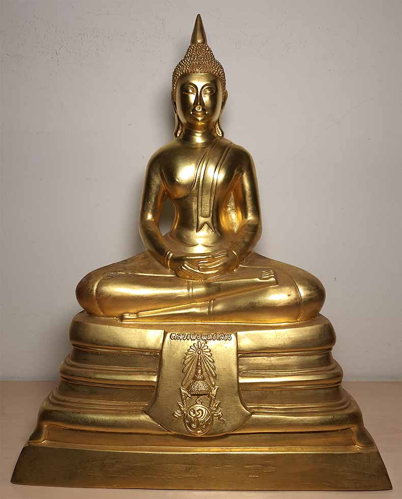 พระบูชาหลวงพ่อพระพุทธโสธร รุ่นแรกของการสร้างพระอุโบสถหลังใหม่ ปี ๒๕๓๓ ปิดทองคำแท้ สวยกริ๊บ*125