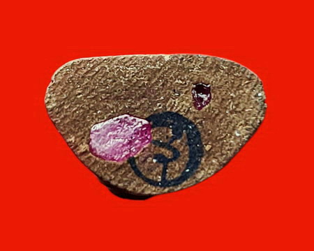 พระชัยวัฒน์ตะละกุล หลวงพ่ออุตตมะ วัดวังก์วิเวการาม จ.กาญจนบุรี เนื้อว่าน108 ฝังพลอยเสก สวยมากค่ะ