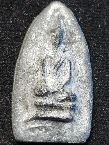 พระสรรค์นั่งขีดผงใบลาน