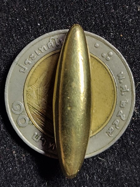 หลวงพ่อหวล วัดพุทไธศวรรย์ จ.พระนครศรีอยุธยา เหล็กไหลท้องปลาไหล