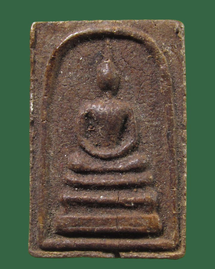 หลวงพ่อมหาวิบูลย์ วัดโพธิคุณ จ.ตาก พระสมเด็จพิมพ์คะแนนว่านหลังยันต์