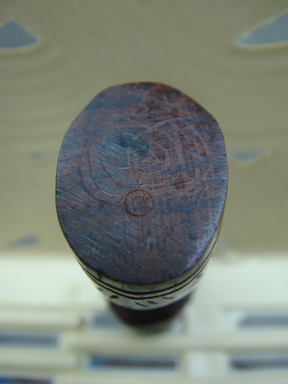 เสือแกะ ไม้แดง คาบตะกรุดอุดกริ่ง จารก้น พ่อครูธนศักดิ์