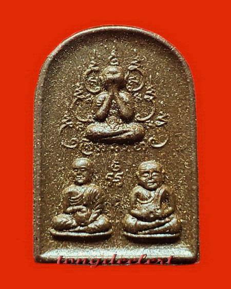 พระมหาโชคมหาลาภ หลวงพ่อเล็ก วัดสันติคิรีศรีบรมธาตุ(วัดเขาดิน)จ.กาญจนบุรี เนื้อว่าน หายาก สวยมากค่ะ