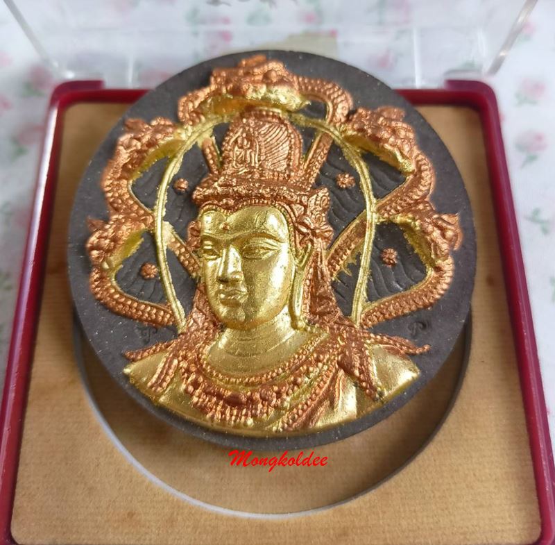 พระเทวราชโพธิสัตว์ จตุคามรามเทพ รุ่นราชันย์ดำปี50 เนื้อผงพุทธคุณสีดำ ปัด 2K ขนาด 5.5 ซม สภาพสวย