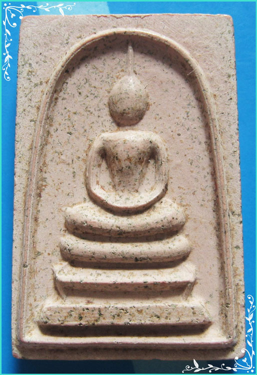 ..วัดเชิงเลน บางไทร พระสมเด็จ พิมพ์สามชั้น เนื้อผงเก่าๆ หลัง ลพ.แก้ว รุ่น แผ่บารมีข้ามทวีป ปี 40..