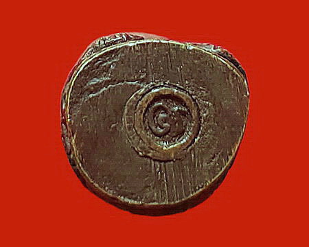 รูปหล่อหลวงพ่ออุตตมะขี่มังกรกายสิทธิ์ รุ่น 1 ออกวัดดอนงิ้ว จ.กาญจนบุรี ใต้ฐานอุดกริ่ง สวยมากค่ะ