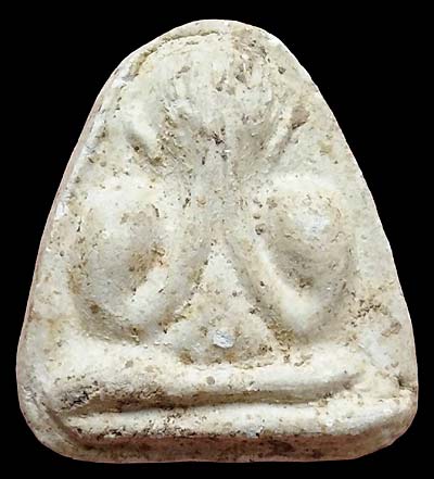 *ปิดตานักกล้าม พิมพ์หลวงปู่แก้ว วัดเคลือวัลย์ เนื้อขาว วัดประสาทบุญญาวาส กทม. ปี๒๕๐๖*