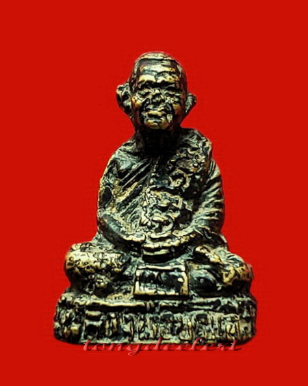 รูปหล่อหลวงพ่อบุญเลิศ วัดวังปลาหมู จ.กาญจนบุรี มีรอยจาร หายากค่ะ