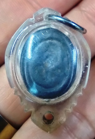 หนุมานหลังรูปเหมือน เนื้อตะกั่วหยอด รุ่นแรก หลวงปู่เกลี้ยง วัดเนินสุทธาวาส จ.ชลบุรี