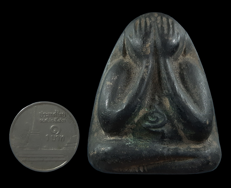 พระปิดตาจัมโบ้ หลังยันต์น้ำเต้า หลวงพ่อโด่ วัดนามะตูม จ.ชลบุรี มีกริ่งข้างใน 