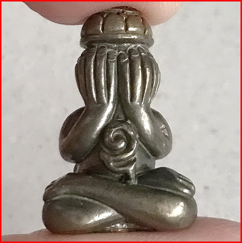 พระปิดตายันต์ยุ่งอุดกริ่งพิมพ์ตุ๊กตา รุ่นทวีทรัพย์ พ่อท่านไข่ วัดลำนาว ปี2549 เนื้อนวะแก่ทองคำ#144