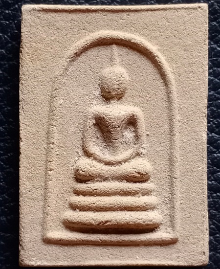 สมเด็จเขี้ยวแก้ว พิมพเล็ก หลวงปู่ก๋วน วัดตะเคียนทอง เคาะเดียว