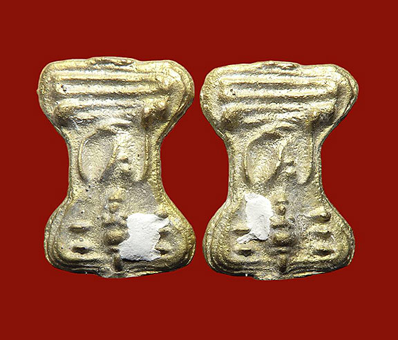 2 องค์ครับ..พระมเหศวร รุ่นเสาร์ ๕ มหามงคล หลวงพ่อคูณ ปริสุทโธ เนื้อทองผสม มีโค๊ต สร้าง ๙๙๙ องค์ สวยๆ