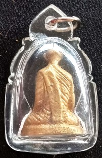 	รูปหล่อหลวงพ่อคูณ วัดบ้านดง เคาะเดียวครับ