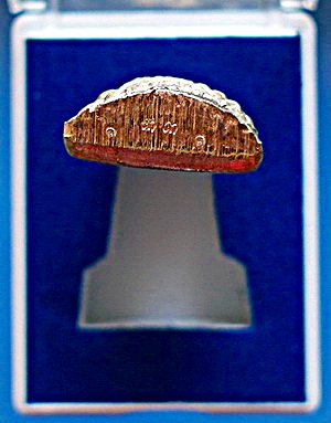 พระรูปเหมือนปั๊ม หลวงตาแหวน ทยาลุโก รุ่นแรก (ไตรมาส 56) เนื้อนวะโลหะแก่เงิน หมายเลขสวยมากๆ สวยแชมป์