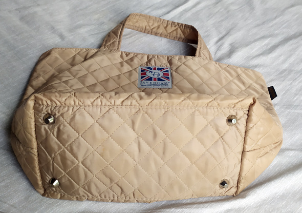 กระเป๋า LAVENHAM ของแท้ English Quality Clothing Horse Rugs ไม่ต้องเสียเป็นพัน เราจัดให้