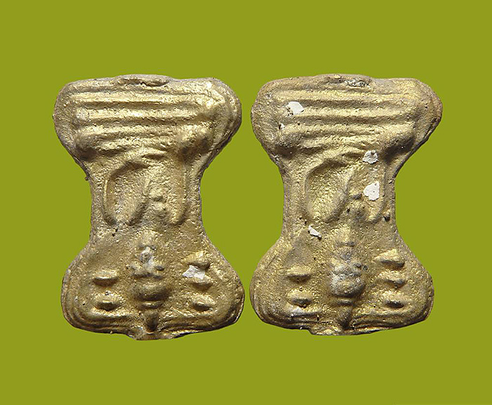 2 องค์ครับ..พระมเหศวร รุ่นเสาร์ ๕ มหามงคล หลวงพ่อคูณ ปริสุทโธ เนื้อทองผสม มีโค๊ต สร้าง ๙๙๙ องค์ สวยๆ