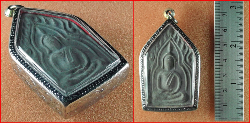 พระขุนแผนหลังลายผ้า หลวงพ่อชำนาญ วัดบางกุฎีทอง จ.ปทุมธานี พร้อมกรอบสแตนเลสสวย