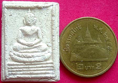 *พระผงหลวงพ่อกึ๋น วัดดอนยานนาวา กทม. ปี๒๔๘๙ พิมพ์ฐานบัวโค้ง*