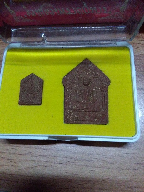 พระขุนแผนผงพรายกุมาร พิมพ์ใหญ่+พิมพ์เล็ก วัดศรีวโนภาสสถิตย์พร จ.ระยอง