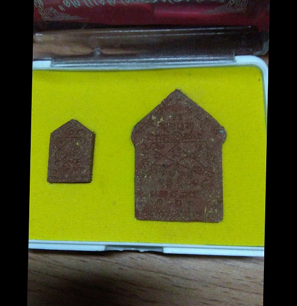 พระขุนแผนผงพรายกุมาร พิมพ์ใหญ่+พิมพ์เล็ก วัดศรีวโนภาสสถิตย์พร จ.ระยอง