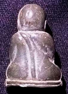 พระปิดตาพิมพ์ตุกตาใหญ่ลอยองค์ เนื้อผงคลุกรัก หลวงพ่อโด่ วัดนามะตูม ชลบุรี