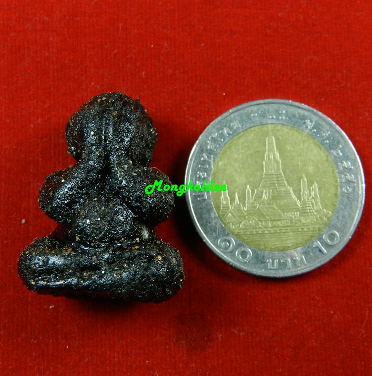 พระปิดตาภัควัมบดี ศรีมหาลาภ รุ่นอภิญญา เนื้อผงพุทธคุณว่าน108จุ่มรัก คลุกทรายทอง ลพ.รักษ์