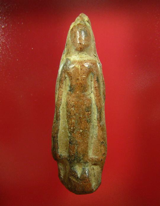 พระเนื้อดิน เนื้อสวยเก่า ไม่ทราบที่ครับ