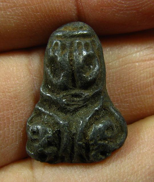 พระปิดตา เนื้อหามวลสารดี สวยไม่ทราบที่ครับ